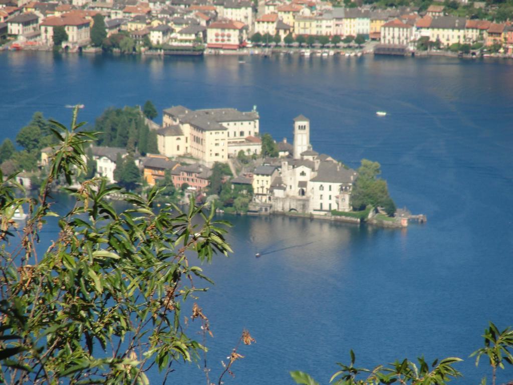 Emy Lake Orta Пелла Екстер'єр фото